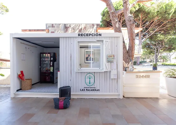 Aparthotel Las Palmeras Castelldefels