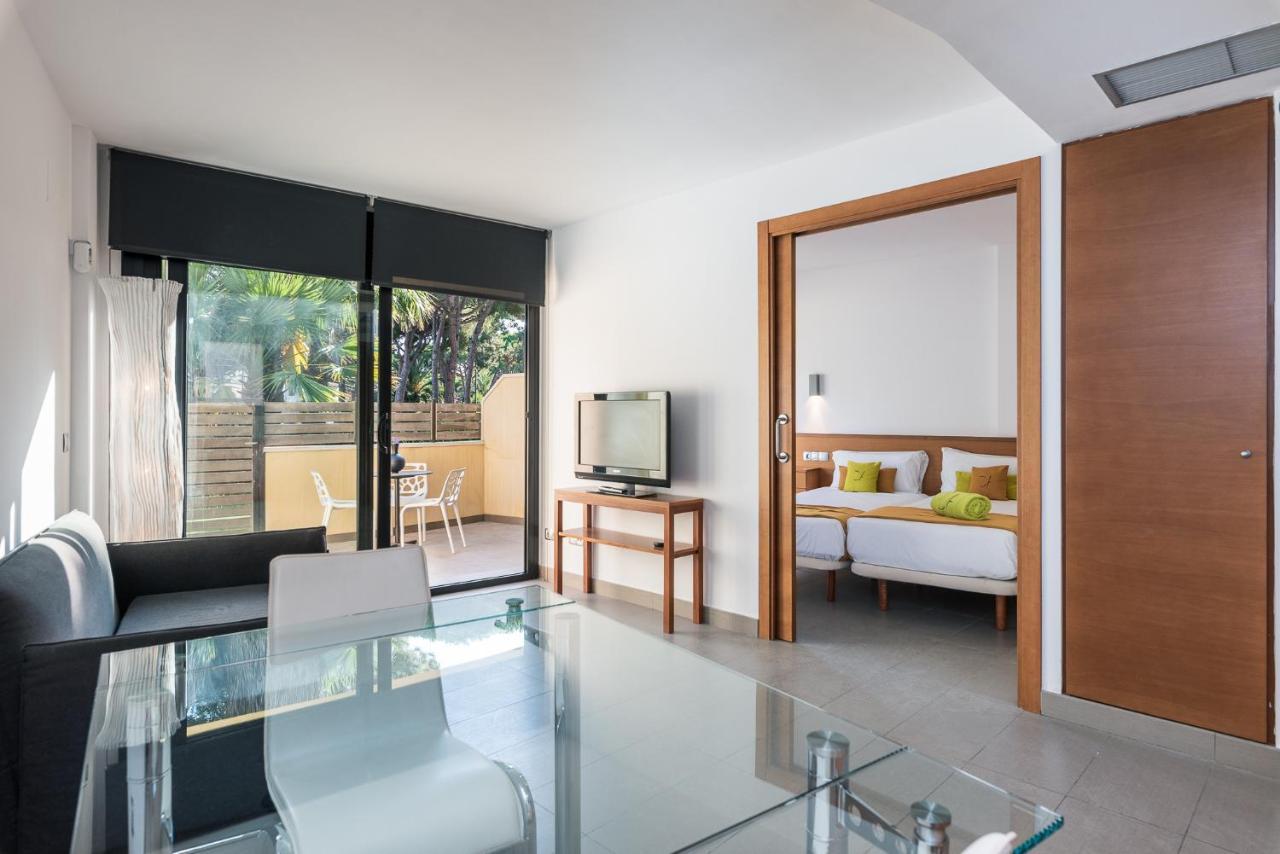 Palmeras Aparthotel *