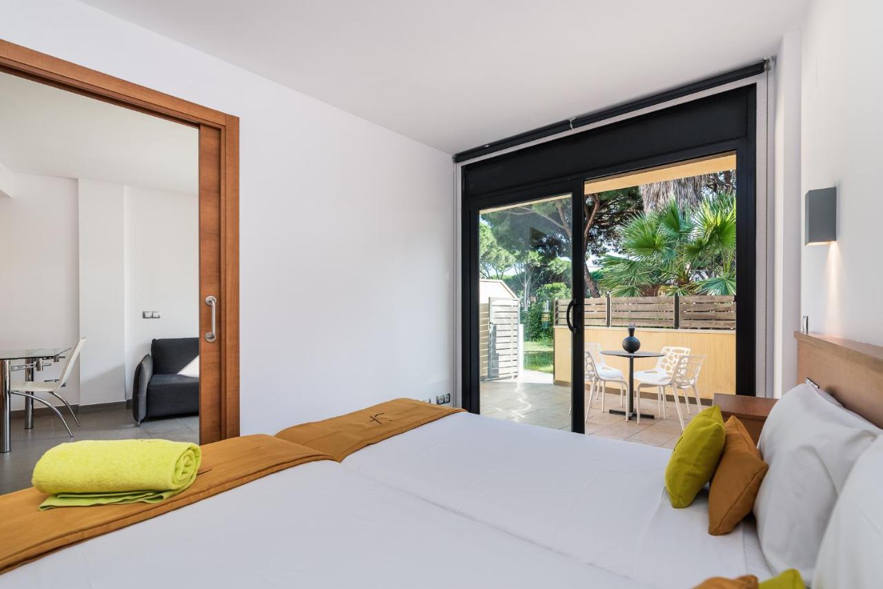 Aparthotel Palmeras *
