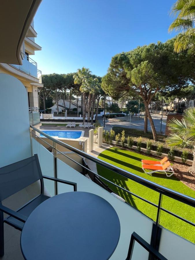 Palmeras Aparthotel *